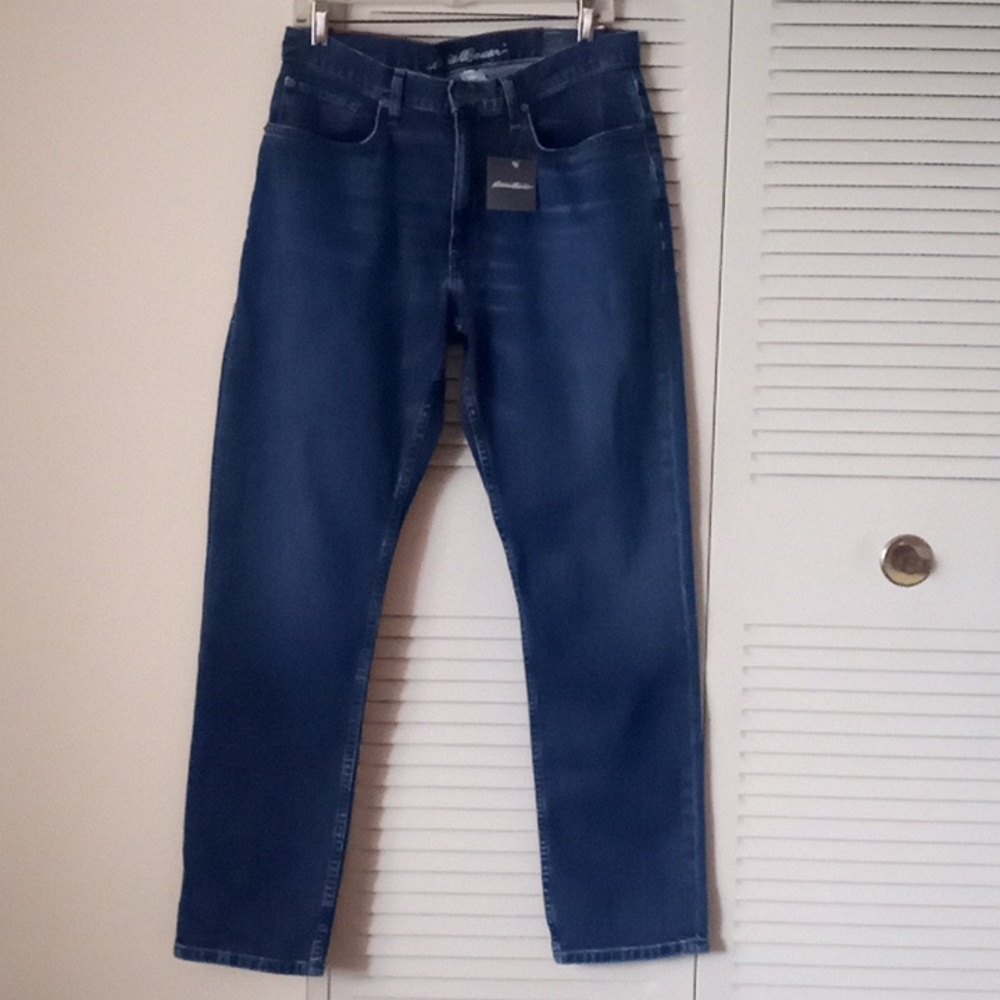 Eddie Bauer Men's Classic/Straight Jeans
